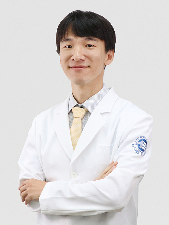 선우혁